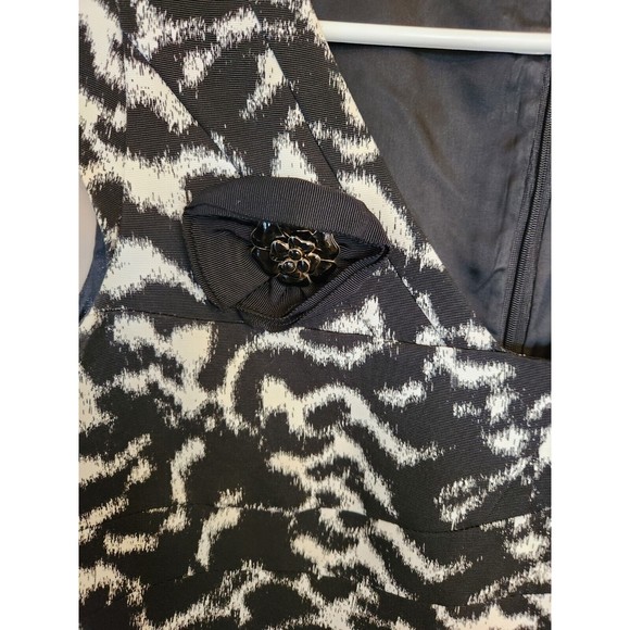 Antonio Melanie Size 12 Black White Sleeveless Dress Stretchy - Picture 7 of 7